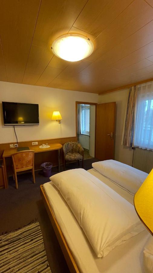 Ferienwohnungen Rebstock Schonach im Schwarzwald Kamer foto