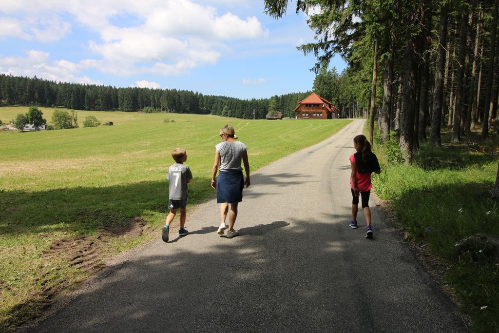 Ferienwohnungen Rebstock Schonach im Schwarzwald Buitenkant foto